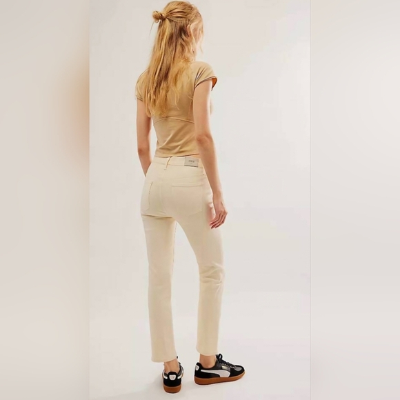 Edwin Pixie Mid-Rise Cropped Skinny Jeans- In Vanilla - Picture 3 of 13